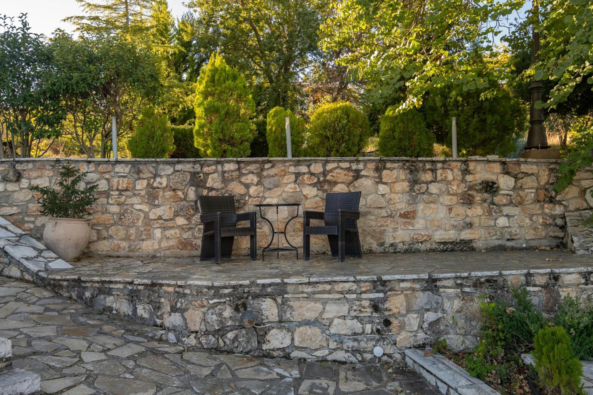 Archontiko Fiamegou Hotel&Spa Synikia Mesi Trikalon Bagian luar foto